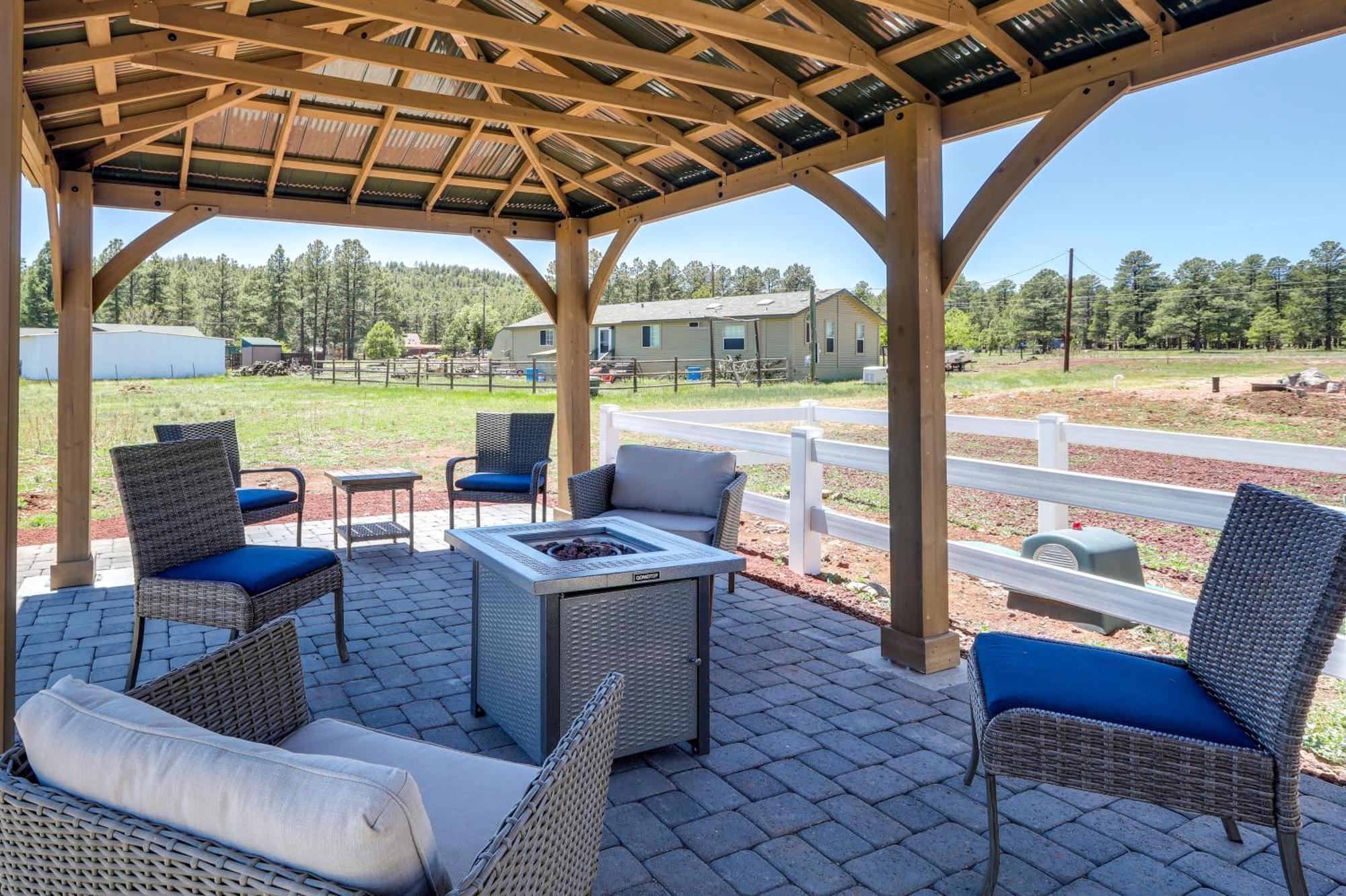 Williams Home With Fire Pit And Mountain Views! Екстериор снимка